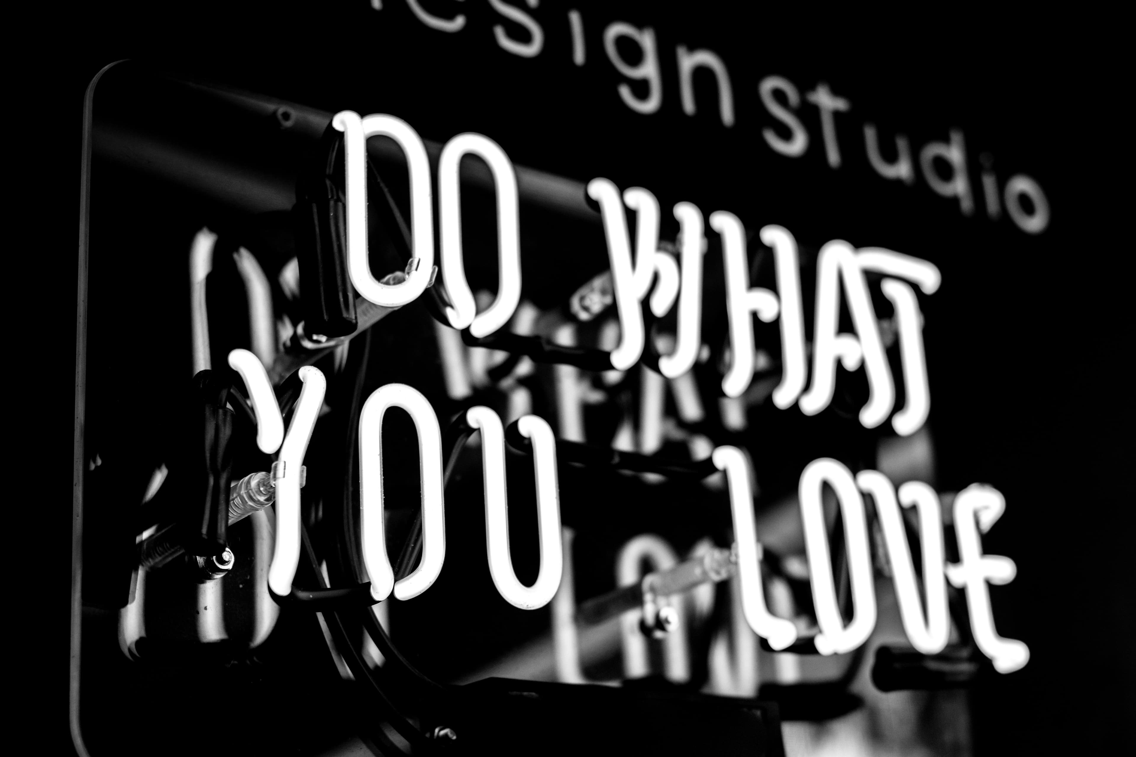 Why Texture Bets on Experience: Our Contrarian Approach to Startup Hiring